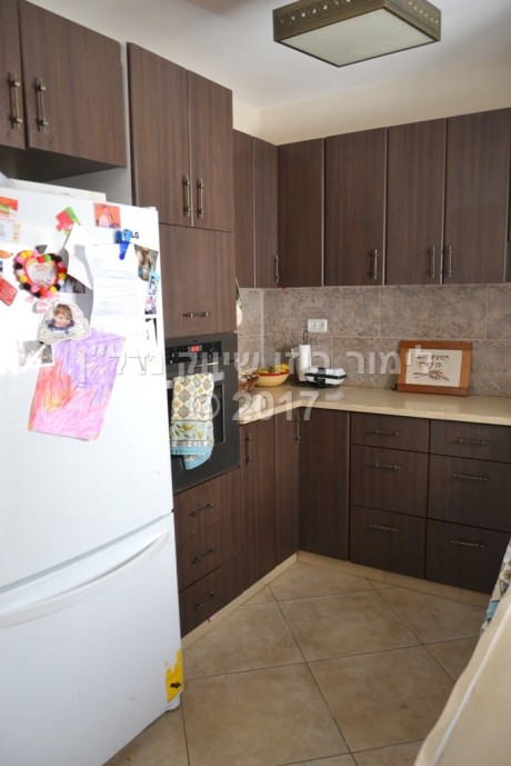 Kitchen of Rabbi Meir apartment for sale, Old Katamon