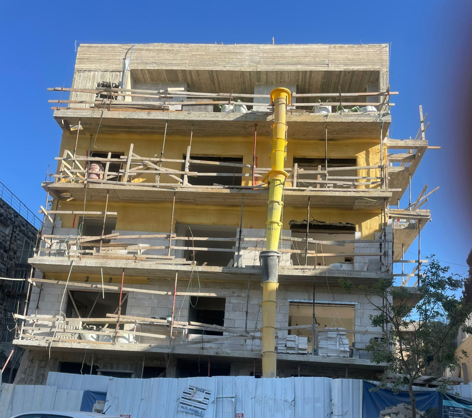 For Sale in Kiryat Shmuel - HaAluf Simchoni - 3,900,000NIS